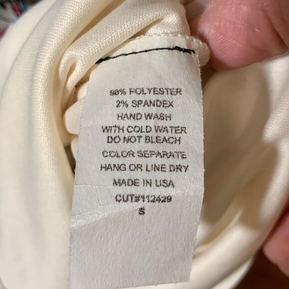 Jodifl Size Small BoHo dress with ruffle sleeves and crochet detail - Picture 3 of 10